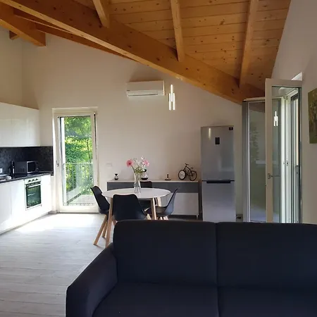 Lake View Apartament