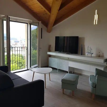 Apartment Lake View